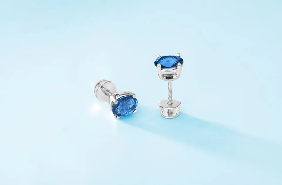 Neelam Halo Studs