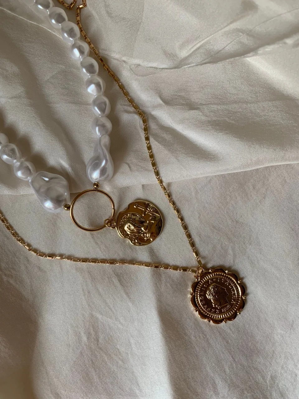 Baroque Pearl & Gold Necklace